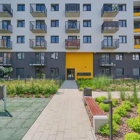 Lejlighed Exclusive With Balcony & Parking By Renters Prestige *