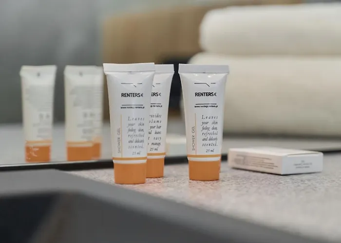 Exclusive With Balcony & Parking By Renters Prestige *