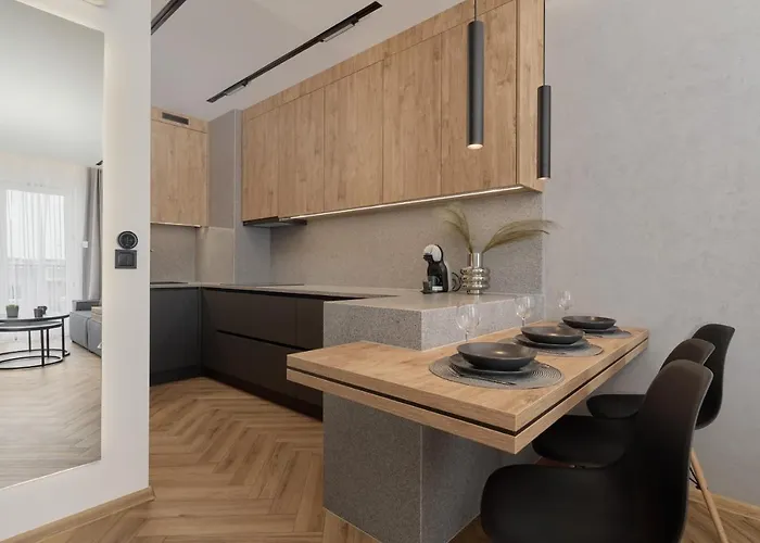 Exclusive With Balcony & Parking By Renters Prestige Apartment Wroclaw