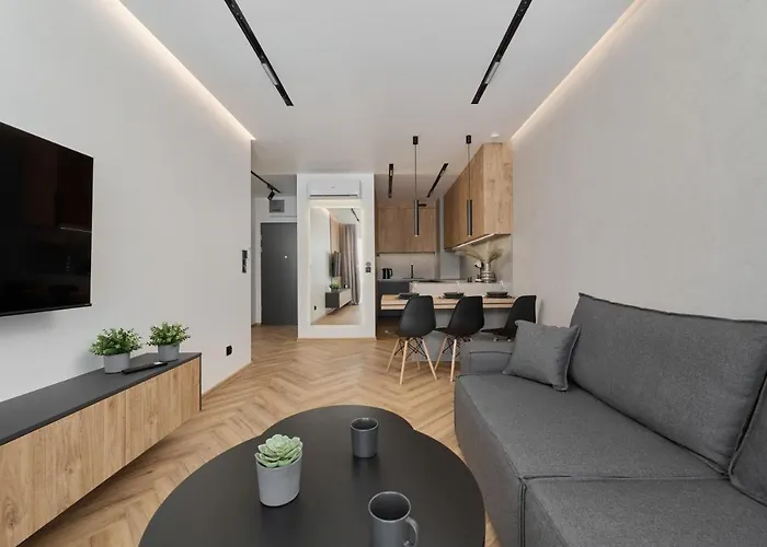 Exclusive With Balcony & Parking By Renters Prestige Apartment Wroclaw