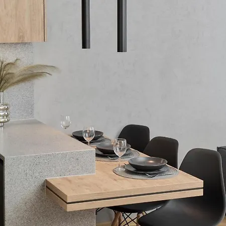 Exclusive With Balcony & Parking By Renters Prestige Wrocław