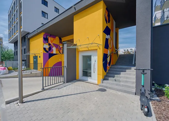 Exclusive With Balcony & Parking By Renters Prestige Daire *